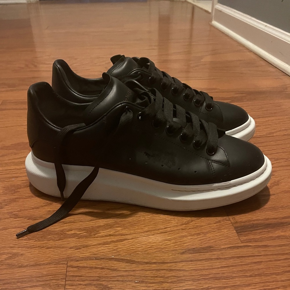 Alexander McQueen - Men (US 11)